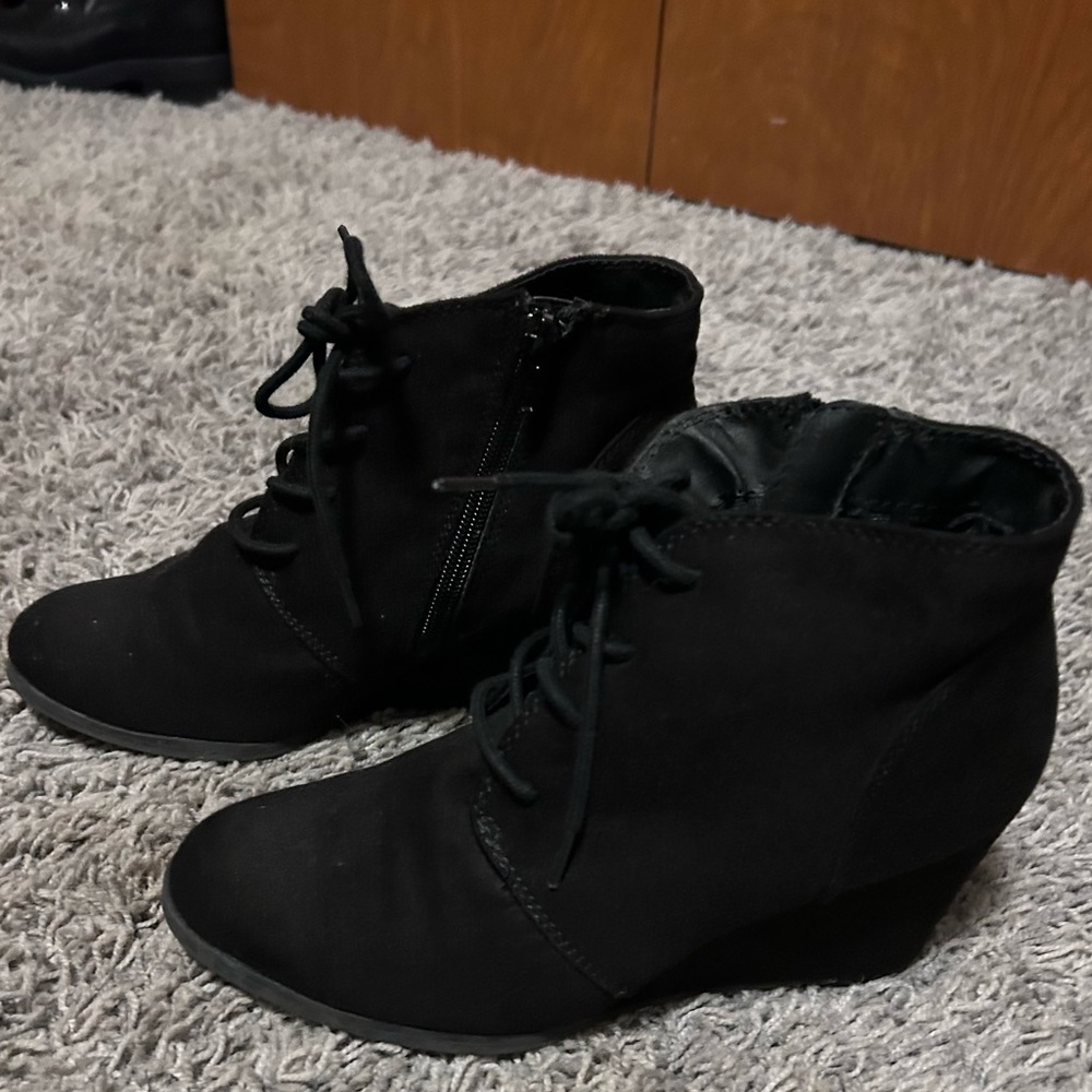 American Rag Close Toe Ankle Booties size 7 women’s